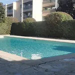Magnifique Dans Avec Piscine Apartman Antibes