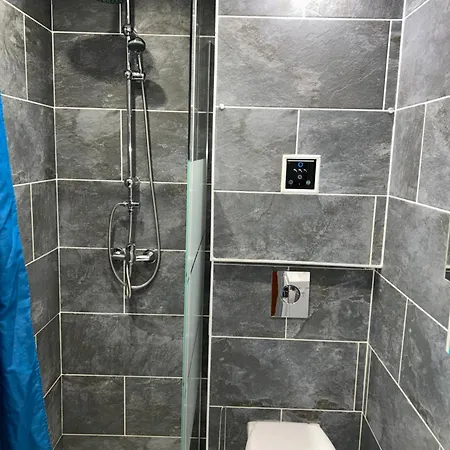 Magnifique Dans Avec Piscine *