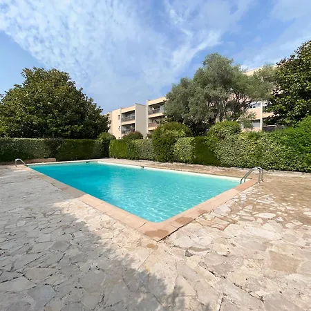 Magnifique Dans Résidence Avec Piscine