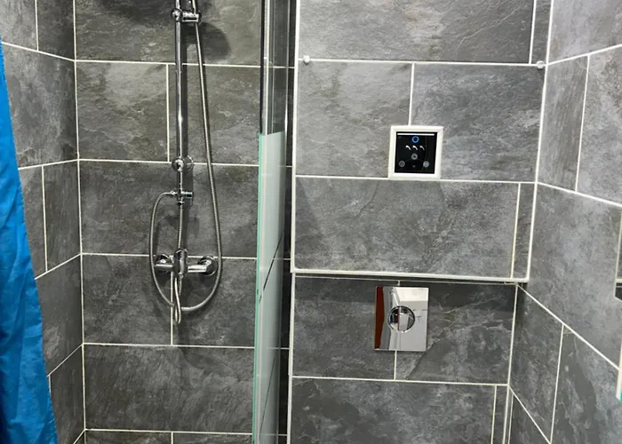 Magnifique Dans Avec Piscine *