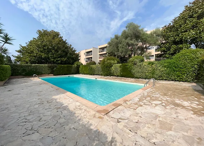 Magnifique Dans Résidence Avec Piscine